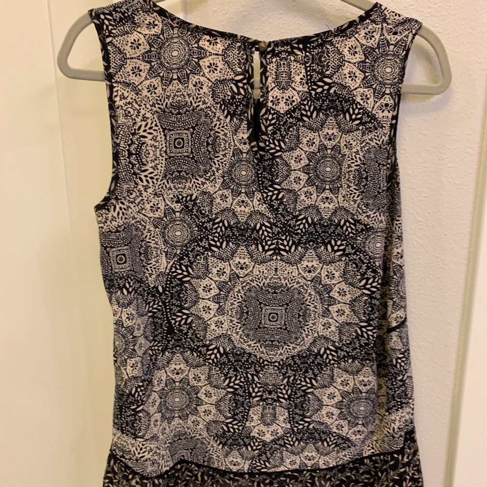Black Top - Picture 2 of 2